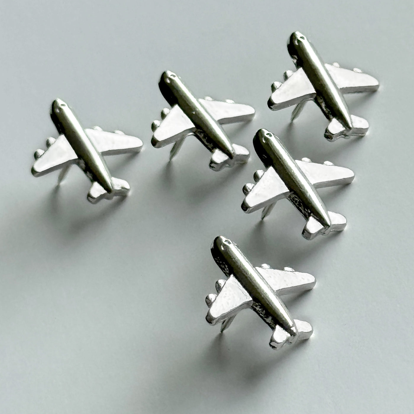 Modern push pins for Map | Airplanes